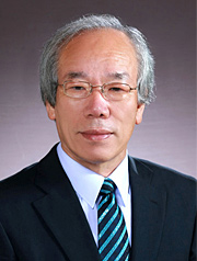 화학과 `68 최희욱