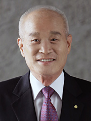 ㈜천일건축자재 회장 김영일